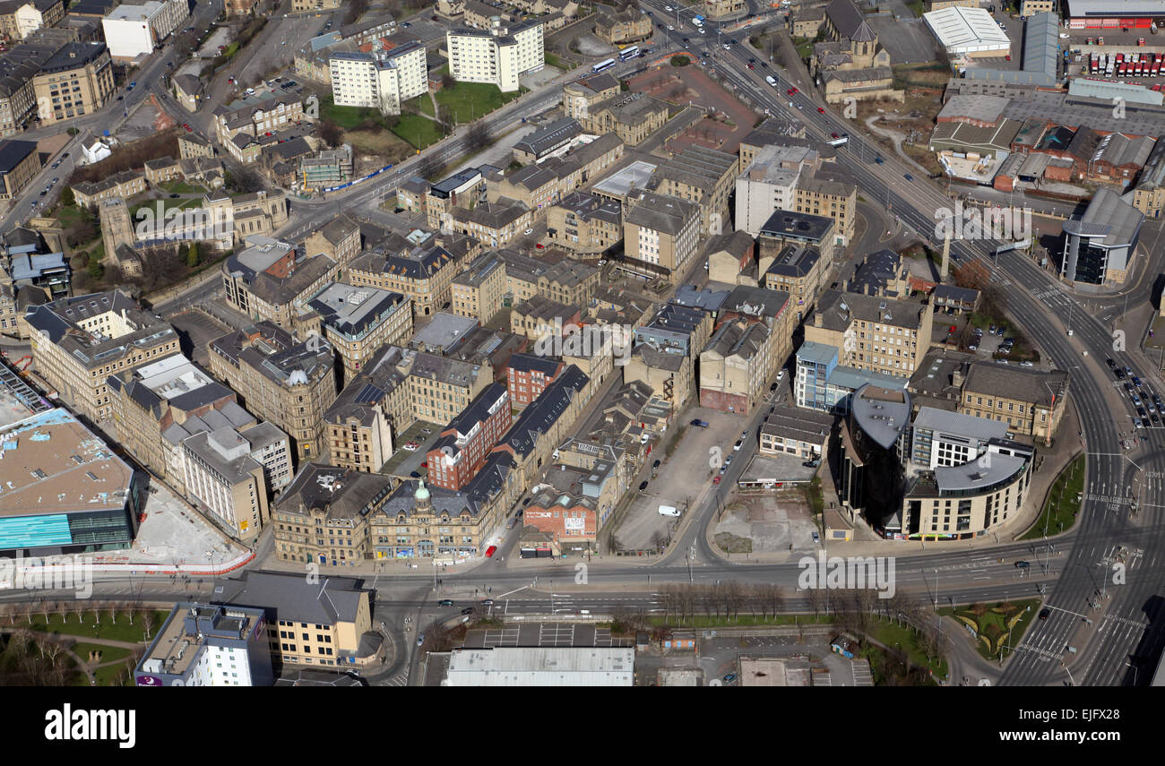 Luftaufnahme von einem Gebiet, bekannt als Little Germany im Stadtzentrum von Bradford, West Yorkshire, Großbritannien Stockfoto