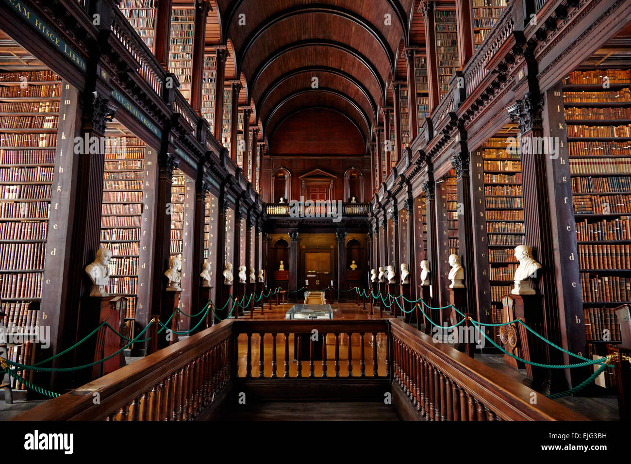 Innenansicht Des Langen Raumes Alte Bibliothek Des Trinity