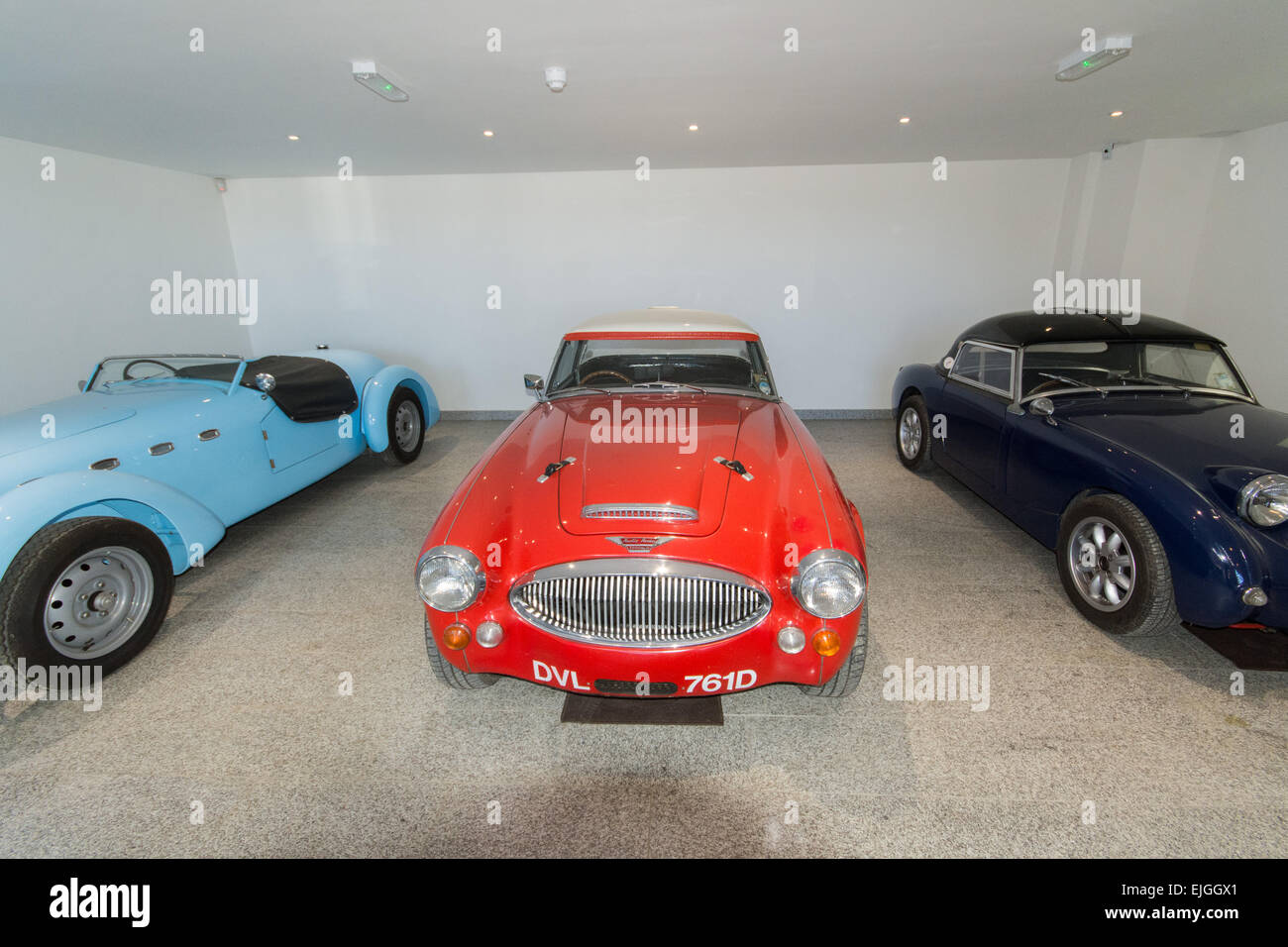 Truro, Cornwall, UK. 26. März 2015. Eine Ausstellung des Austin Healey Fahrzeuge auf das neue Besucherzentrum Healey Cyder Farm in Cornwall. Donald Healey war der Großvater des Gründers der Cyder Farm, David Healey. Bildnachweis: Simon Yates/Alamy Live-Nachrichten Stockfoto