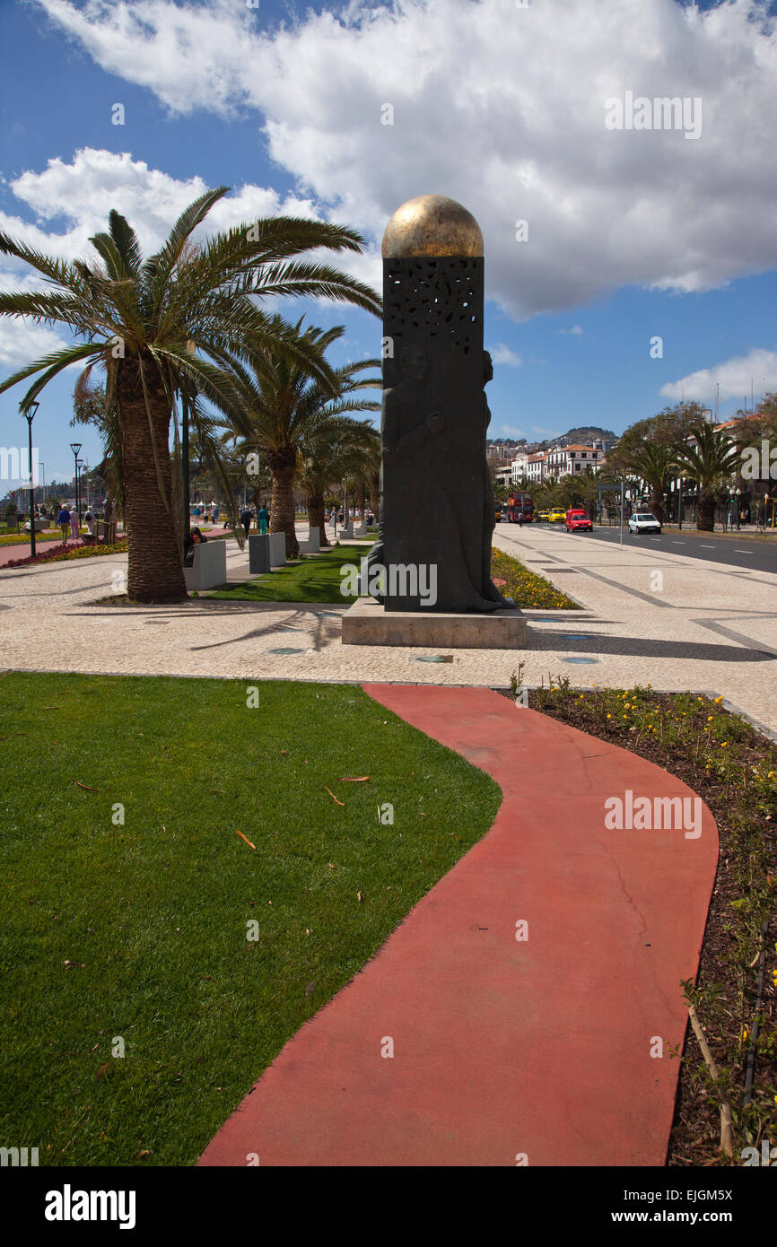 Alberto Concalves Denkmal an der Strandpromenade von Funchal Madeira Portugal Stockfoto