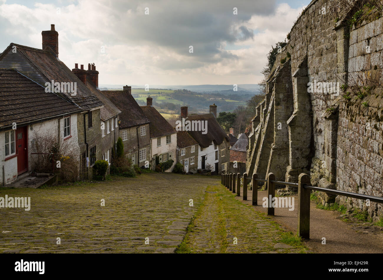 Die berühmten Gold Hill in Shaftesbury Stockfoto