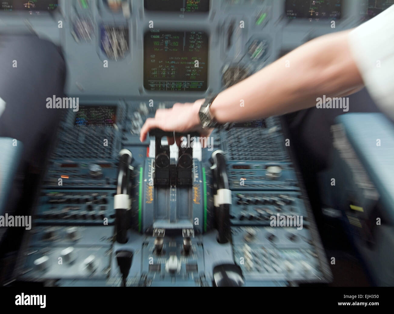 Germanwings Flugzeug Cockpit-Instrumente im Airbus 320 Stockfoto