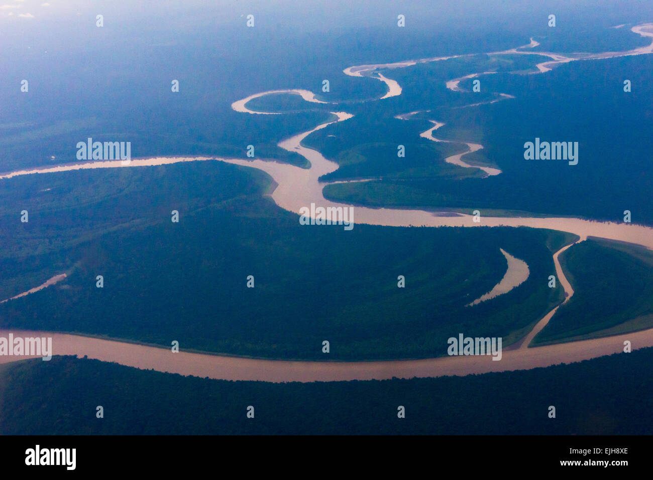 Luftaufnahme des Mamberano River, die größte der Provinz und Durchläufe durch den Norden der Provinz West-Papua. Indonesien Stockfoto