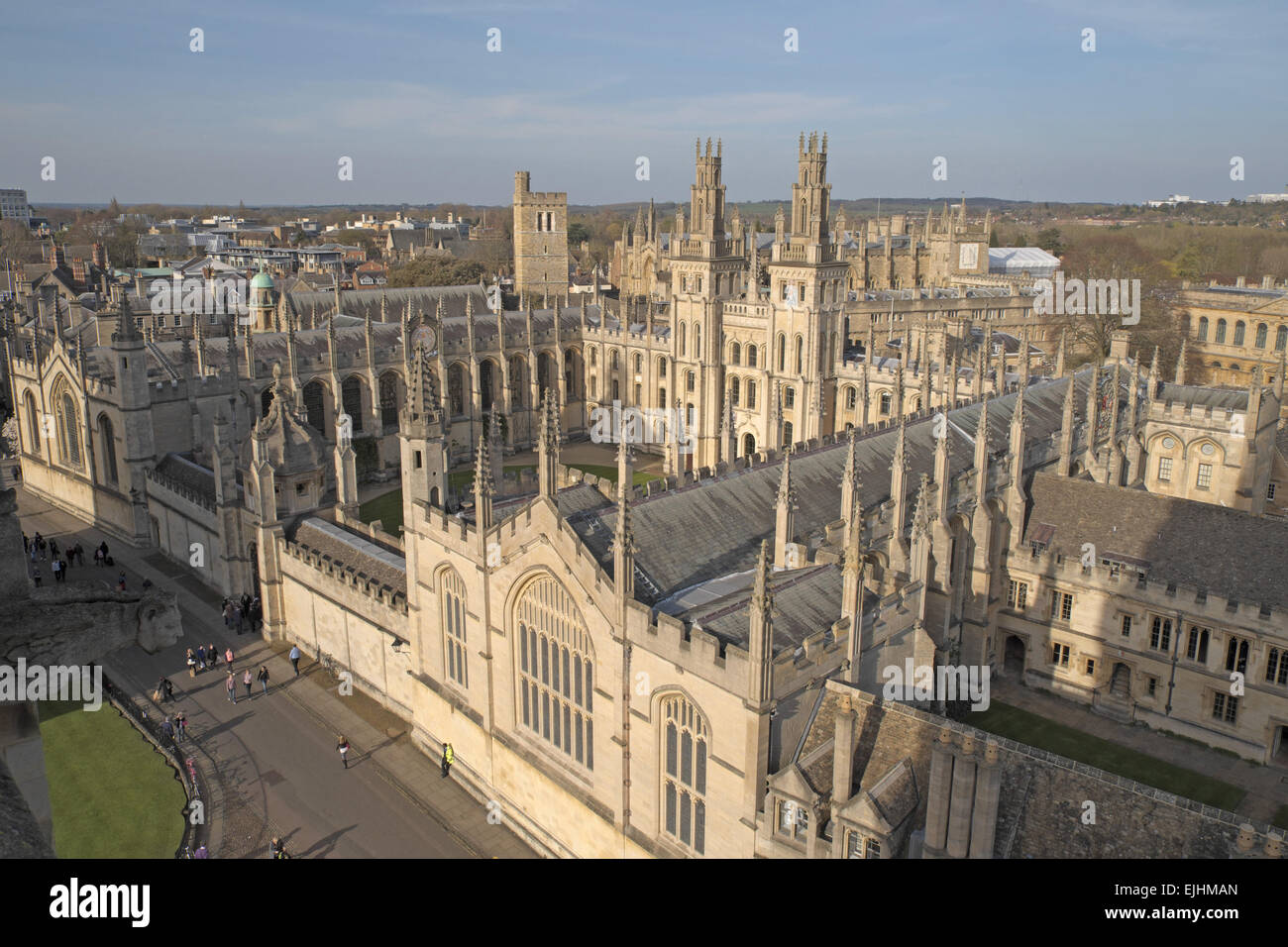 All Souls College von der St. Maria Kirche, Turm, Oxford, Oxfordshire, England, UK gesehen. Stockfoto