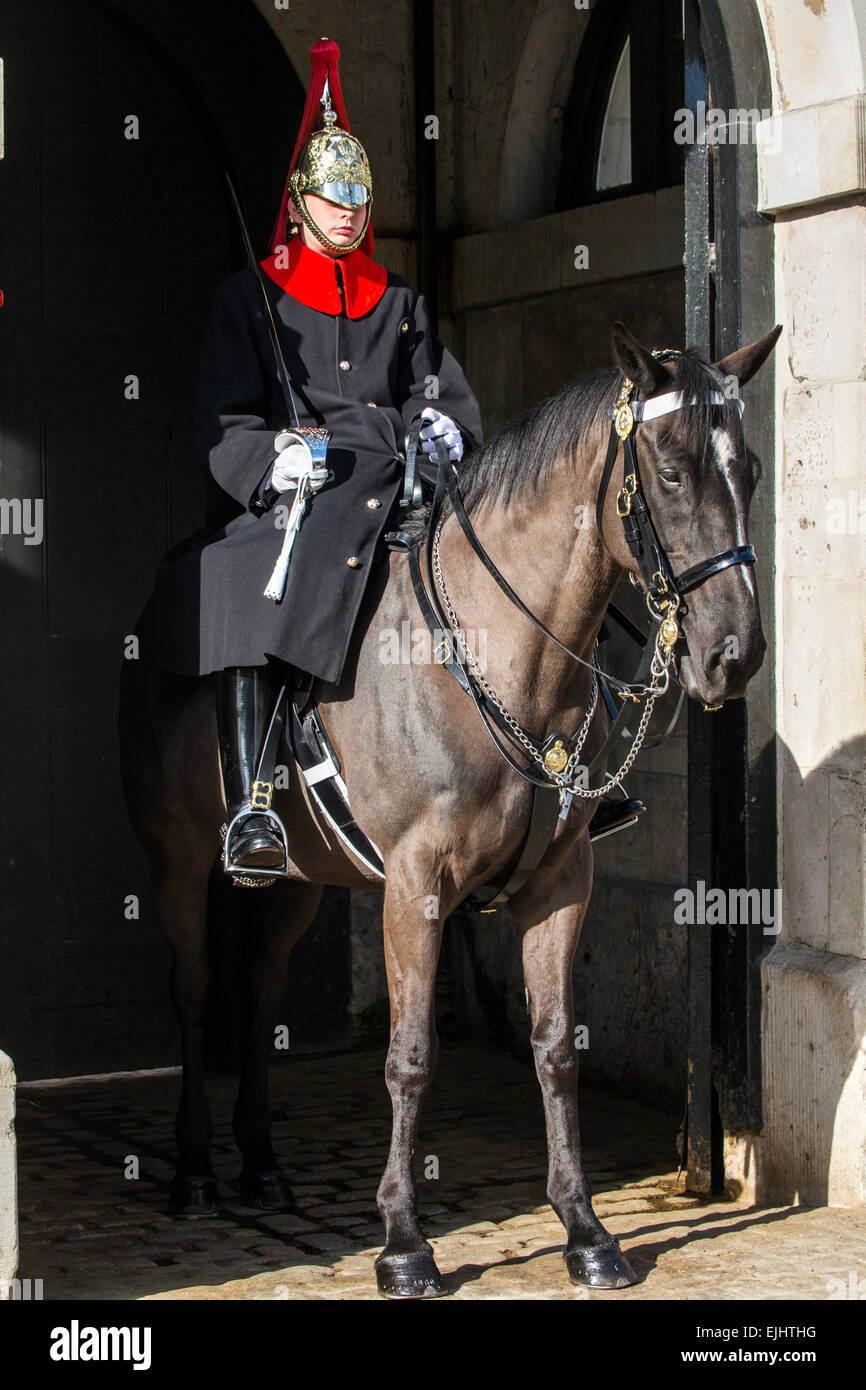 Royal Horseguards auf der Hut in Whitehall, London, England Stockfoto