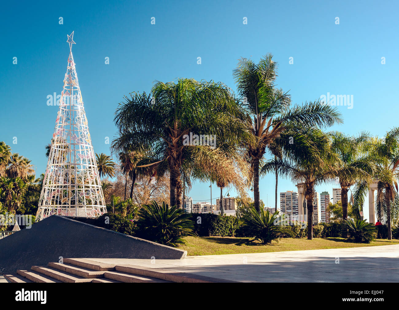 Weihnachtsbaum im freien Stockfoto