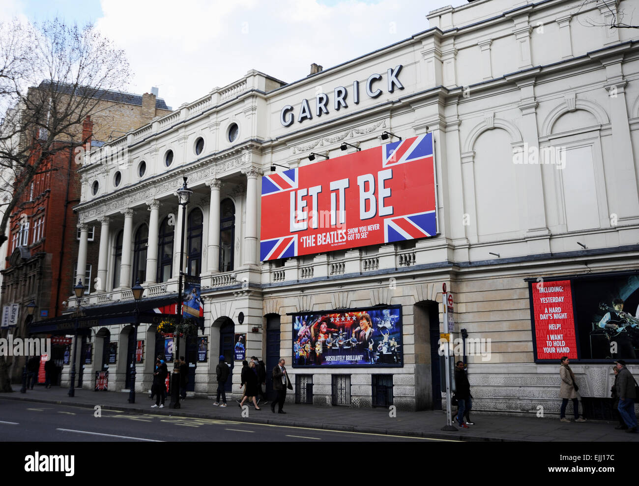 London England UK - Garrick Theatre wo lassen Sie es sein Musical zeigt Stockfoto