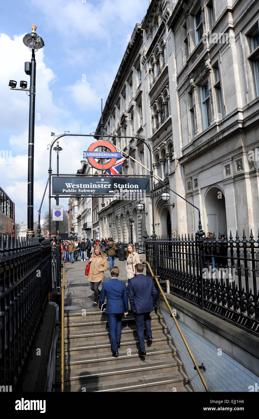London UK - Westminster u-Bahn Station öffentliche Verkehrsmittel London England UK Stockfoto