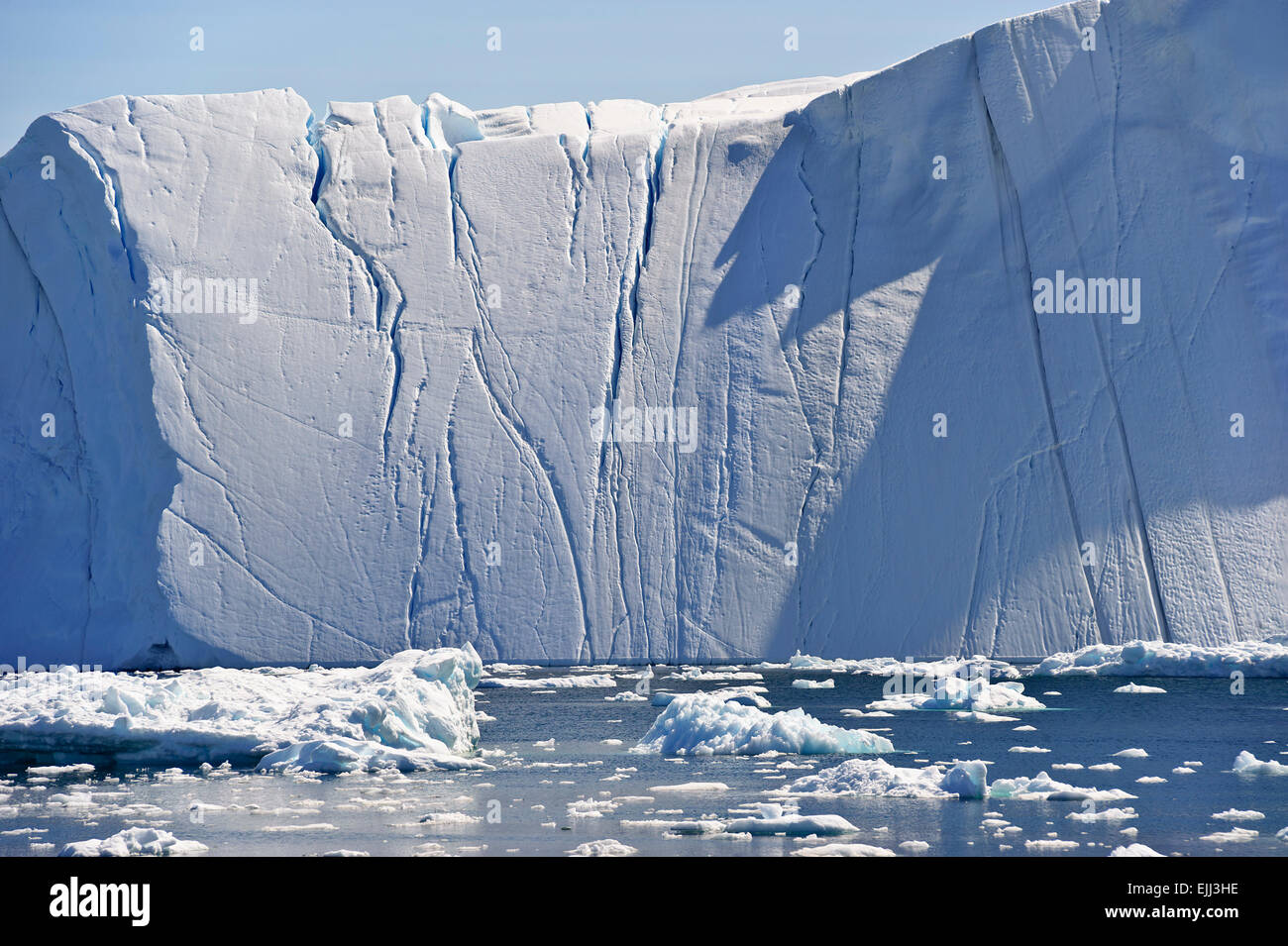 Eisberg gekalbt vom Jakobshavn Gletscher Stockfoto