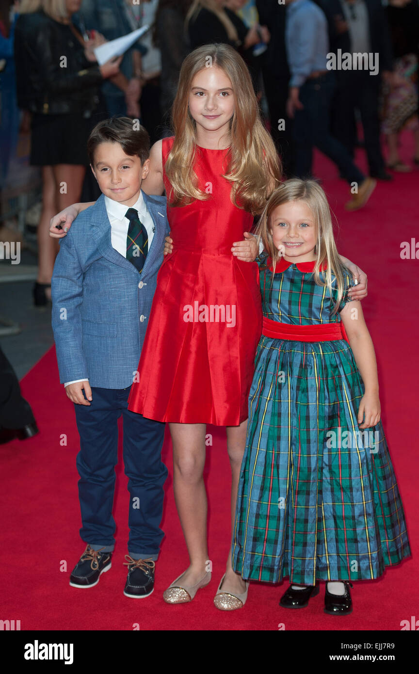Was haben wir in unserem Urlaub "Premiere statt im Odeon West End - Ankünfte. Mitwirkende: Bobby Smalldridge, Emilia Jones, Harriet Turnball Where: London, Vereinigtes Königreich bei: 22 Sep 2014 Stockfoto