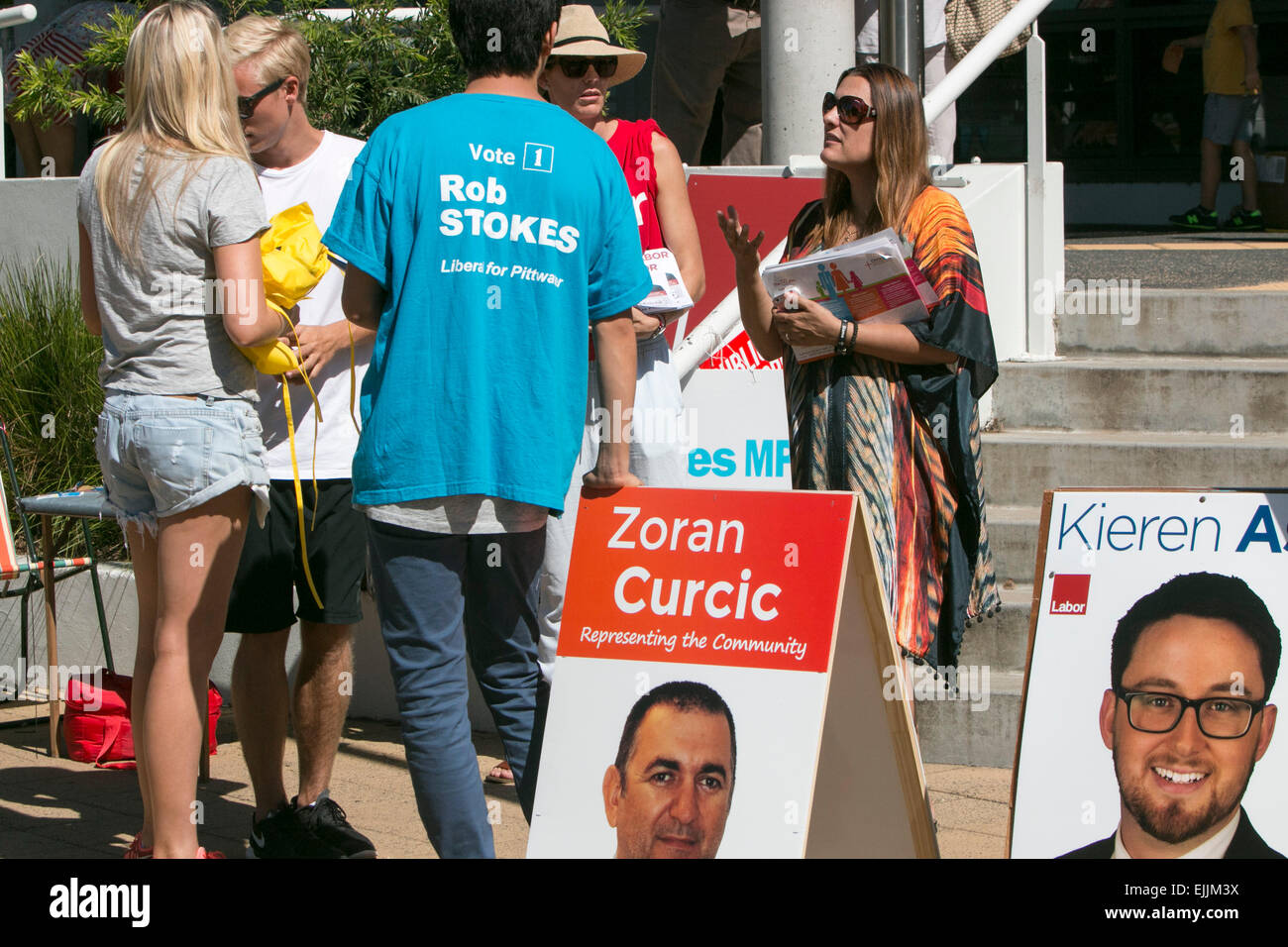 Sydney, Australien. 28. März 2015. Bewohner von Pittwater Sydney Abstimmung in der South Wales State Neuwahl, von Liberalen gewonnen Stockfoto