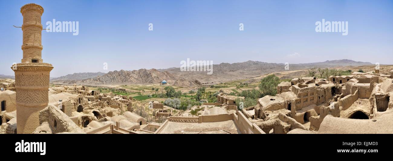 Malerische Panorama Häuser der alten im Dorf Kharanaq im Iran Stockfoto