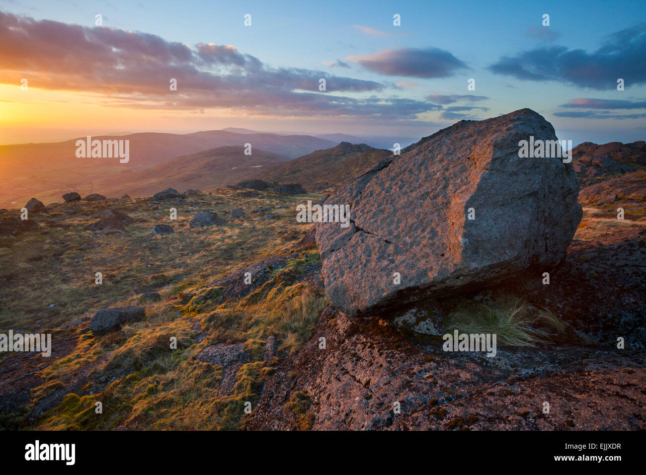 Herbst Sonnenuntergang am Slieve Foye, Carlingford, County Louth, Irland. Stockfoto