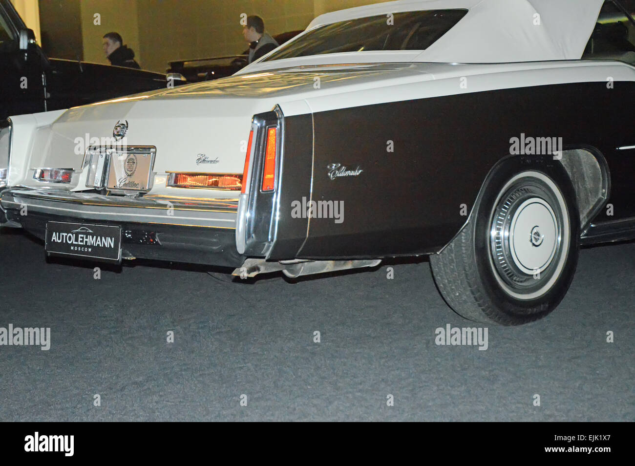 Cadillac Auto im showroom Stockfoto