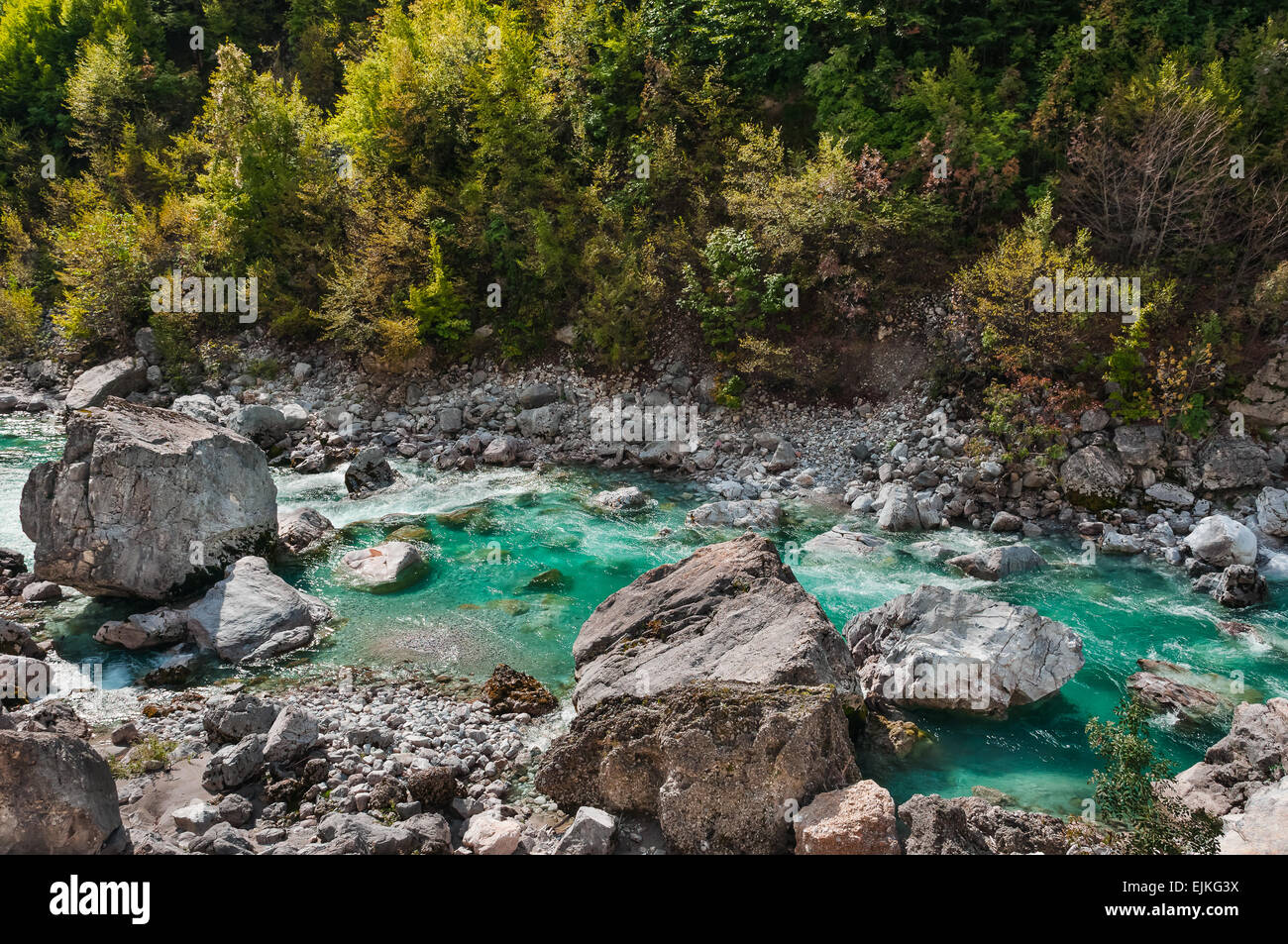 Valbona Fluss in Nordalbanien Touristenattraktion Stockfoto