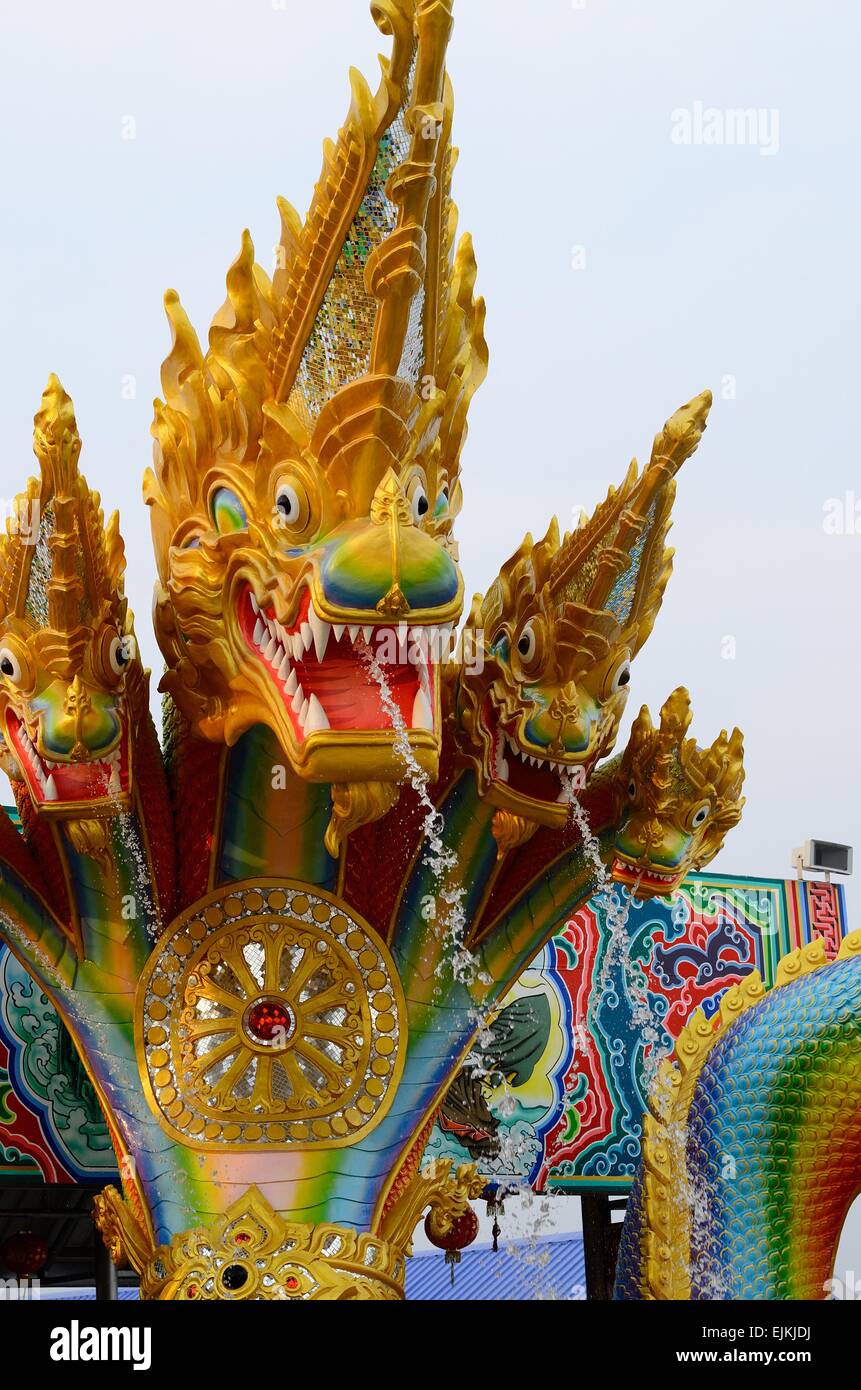 Closeup Kopf der Statue von König der Nagas Symbol Stockfoto