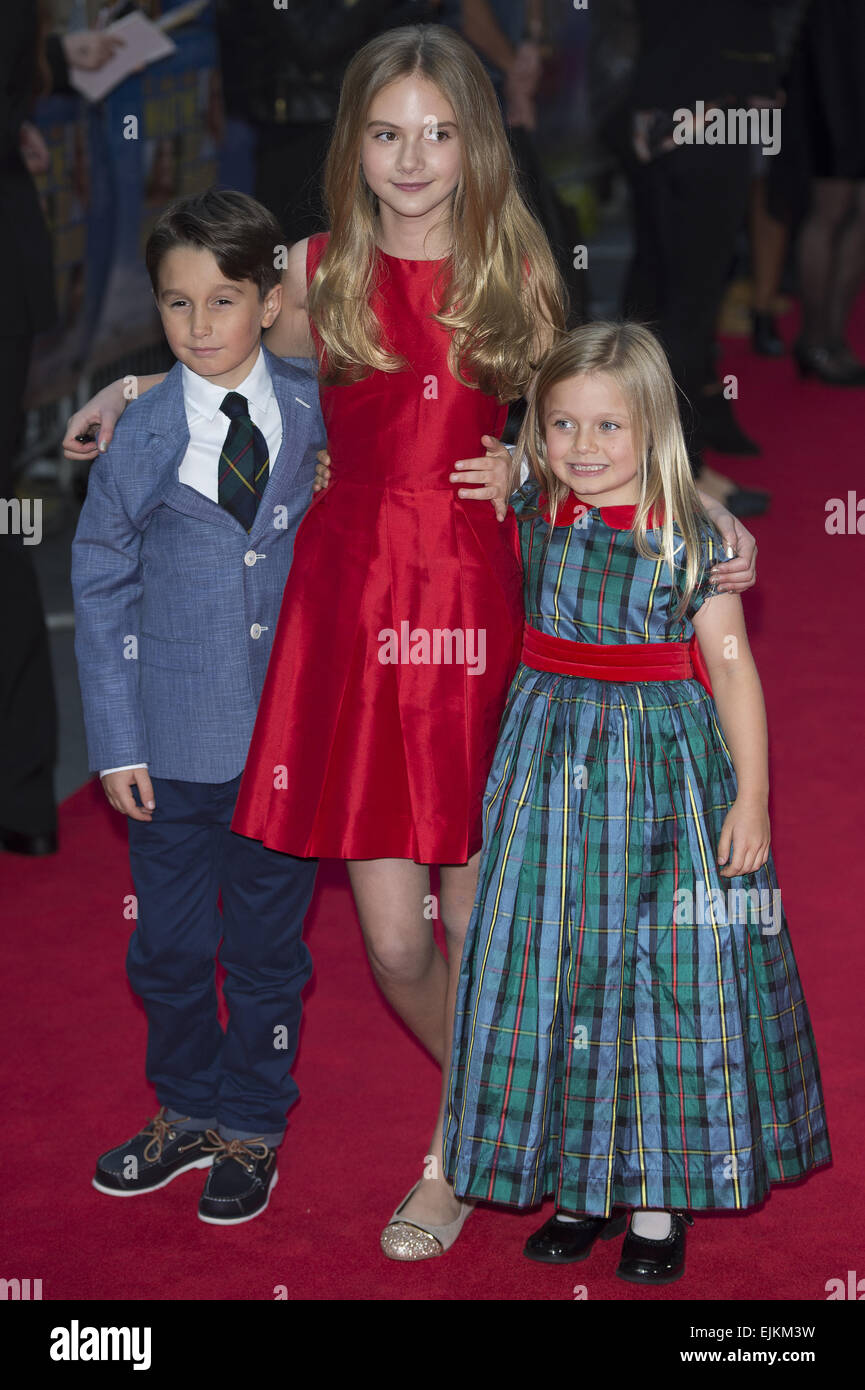 Was haben wir in unserem Urlaub "Premiere statt im Odeon West End - Ankünfte Featuring: Emilia Jones, Bobby Smalldridge, Harriet Turnbull Where: London, Vereinigtes Königreich bei: 22 Sep 2014 Stockfoto