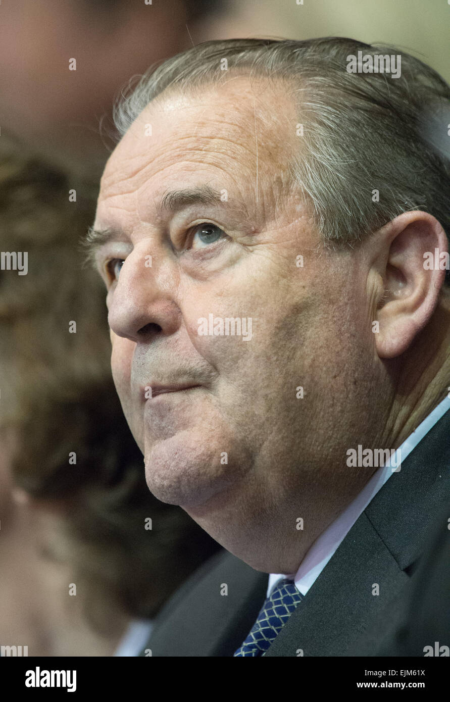 Berlin, Deutschland. 29. März 2015. Andre Meyer, Präsident des Europäischen Volleyball Verband CEV, während der letzten vier Spiel der Volleyball Champions League zwischen dem Berlin Volleys und PGE Skra Belchatow in Max-Schmeling-Halle in Berlin, Deutschland, 29. März 2015. Foto: LUKAS SCHULZE/Dpa/Alamy Live News Stockfoto