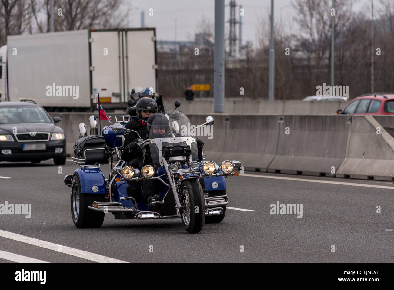 Biker auf american Chopper auf tschechische Autobahn Stockfoto