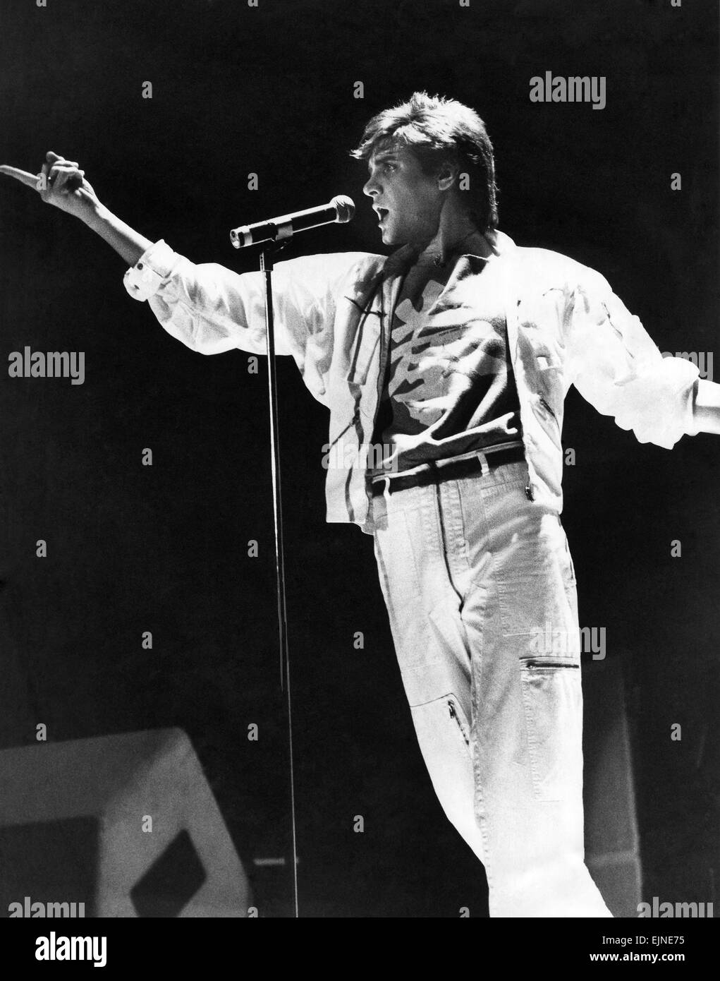 Duran Duran-Lead-Sänger Simon Le Bon auf der Bühne im Brighton Conference Centre. 20. November 1982 Stockfoto