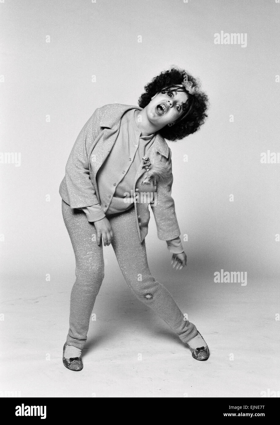 Marianne Joan Elliott-Said, besser bekannt als Poly Styrol, Lead-Sänger mit der bahnbrechenden Punk-Band x-Ray Spex. 18. Dezember 1977. Stockfoto