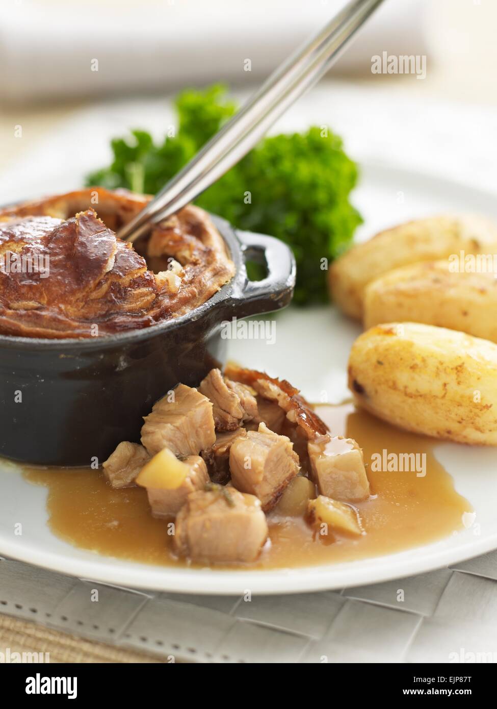 Fleisch und Kartoffel Torte Stockfoto