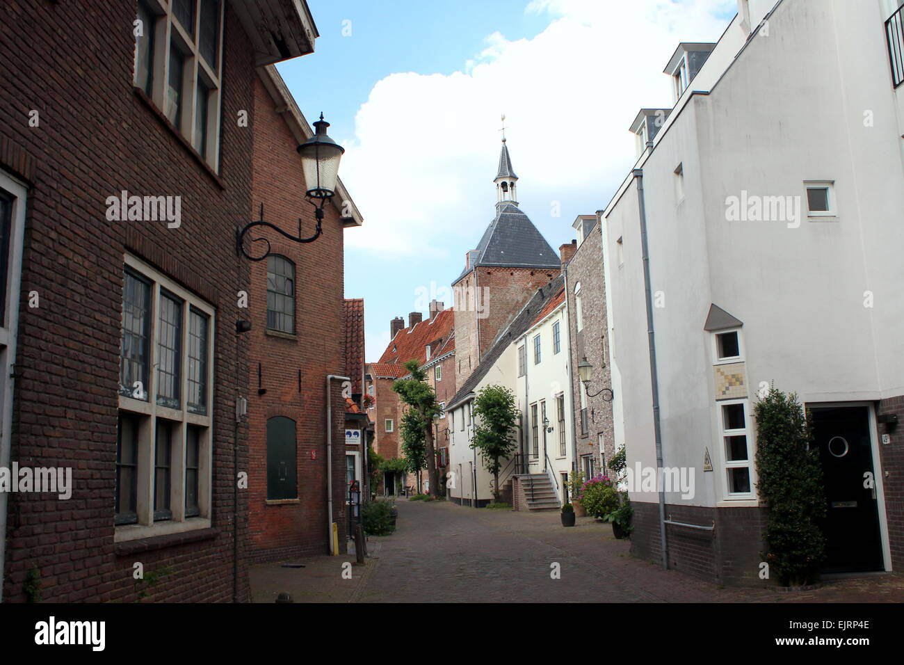 Wallhäuser Straße in der mittelalterlichen Altstadt von Amersfoort, die Niederlande Stockfoto