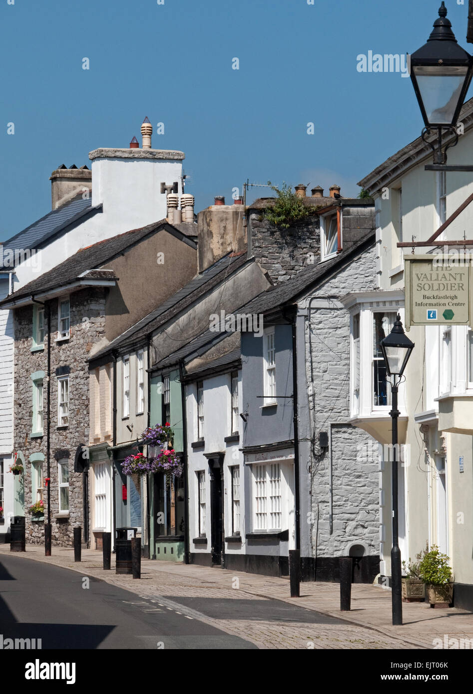 Der kleine Marktflecken Buckfastleigh am Rande des Dartmoor National Park, Devon, England Stockfoto