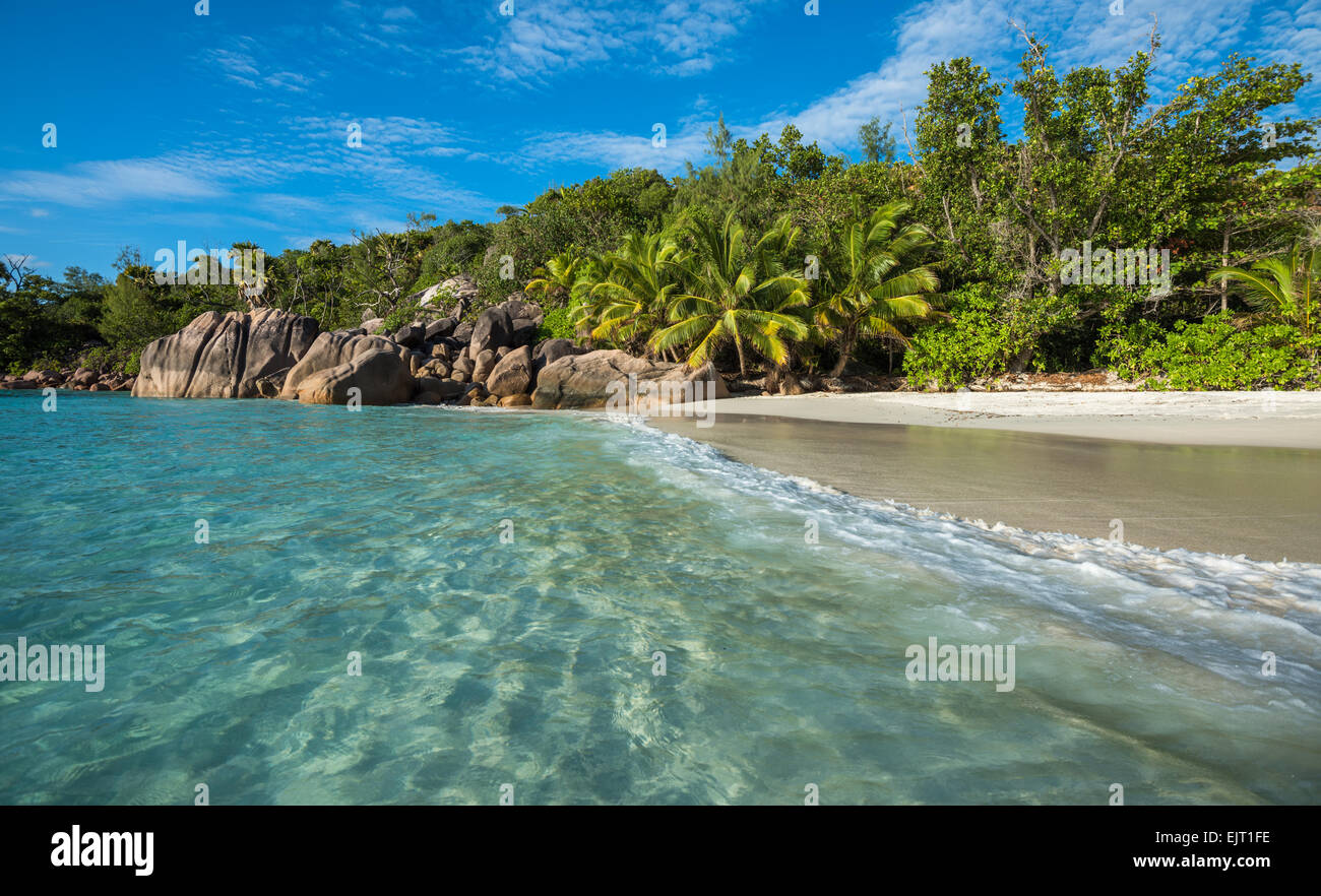 Tropische Insel Strand Anse Lazio, Praslin, Seychellen Stockfoto Tropische Insel Strand Anse Lazio, Praslin, Seychellen Stockfoto