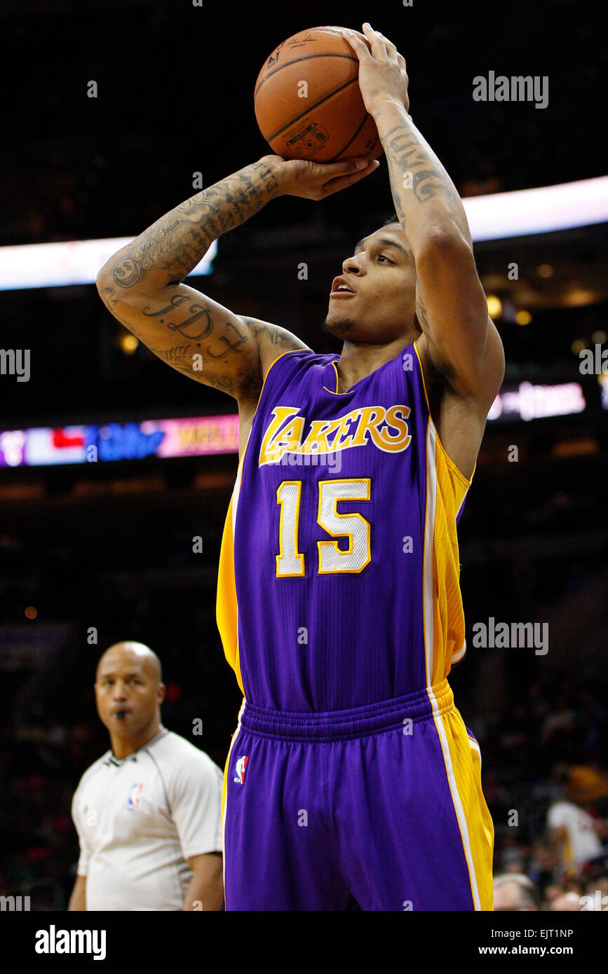 Überstunden. 30. März 2015. Los Angeles Lakers Garde Jabari Brown (15) schießt den Ball während der NBA-Spiel zwischen den Los Angeles Lakers und die Philadelphia 76ers im Wells Fargo Center in Philadelphia, Pennsylvania. Die Los Angeles Lakers gewann 113-111 in der Overtime. © Csm/Alamy Live-Nachrichten Stockfoto