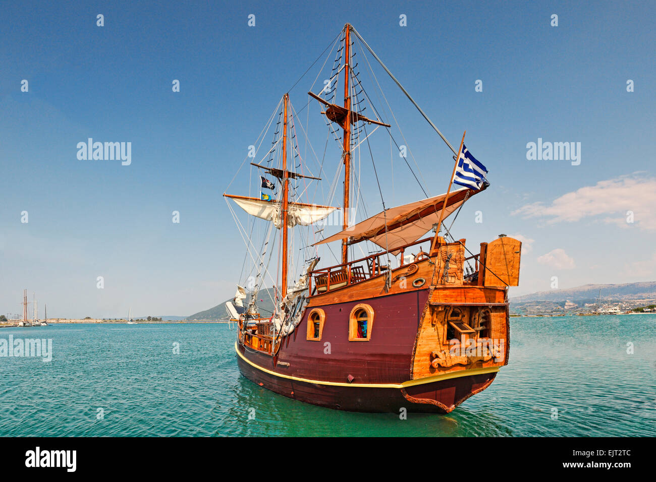 Piraten Schiff Kreuzfahrt im Hafen von Lefkada, Griechenland Stockfoto