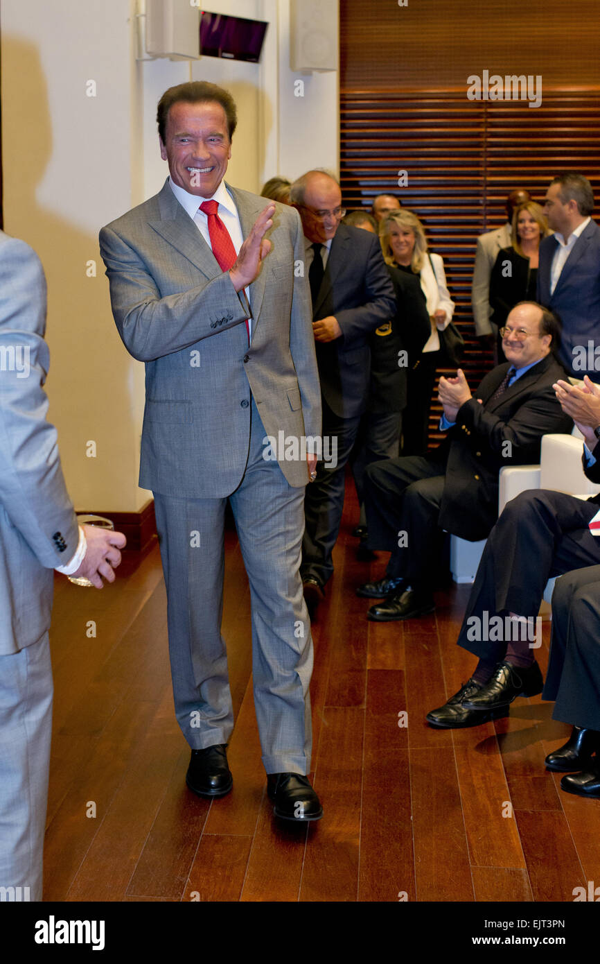 Arnold Schwarzenegger erhält eine Medaille ehrt ihn als Tourismus-Botschafter für Madrid, für seine Verdienste um die Förderung der Stadt Featuring: Arnold Schwarzenegger wo: Madrid, Spanien: 26 Sep 2014 Stockfoto