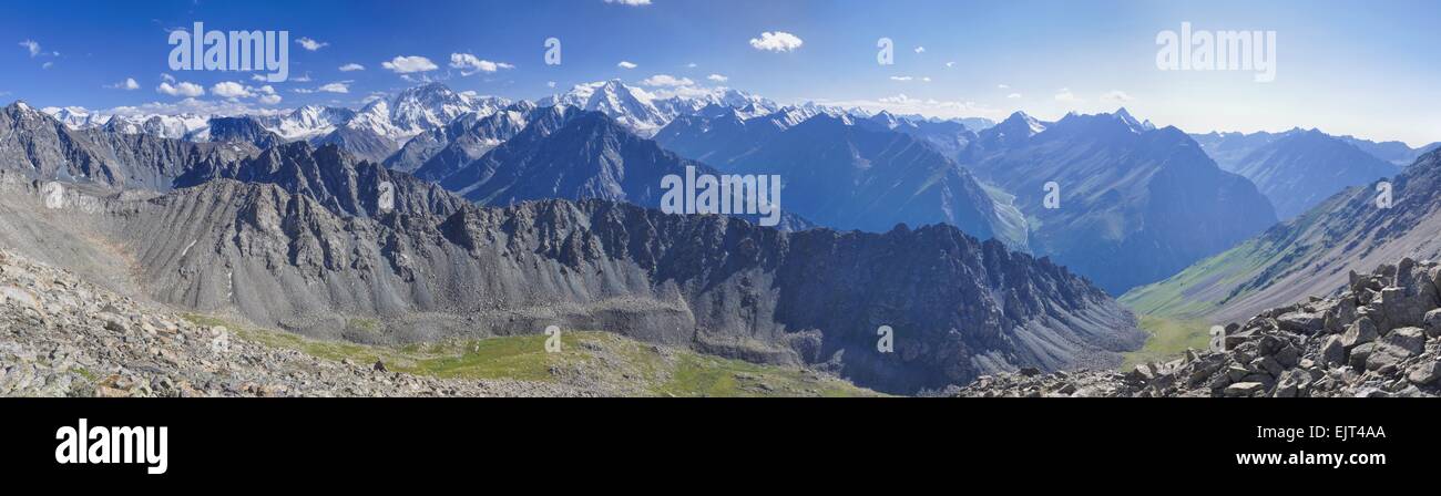 Malerischen Panorama des Tien-Shan-Gebirges in Kirgisistan Stockfoto