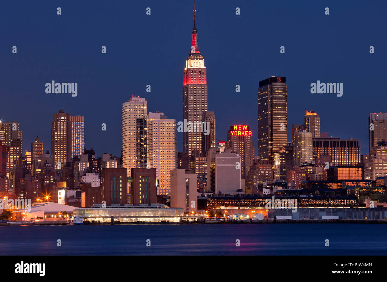 MIDTOWN SKYLINE HUDSON RIVER MANHATTAN NEW YORK CITY USA Stockfoto