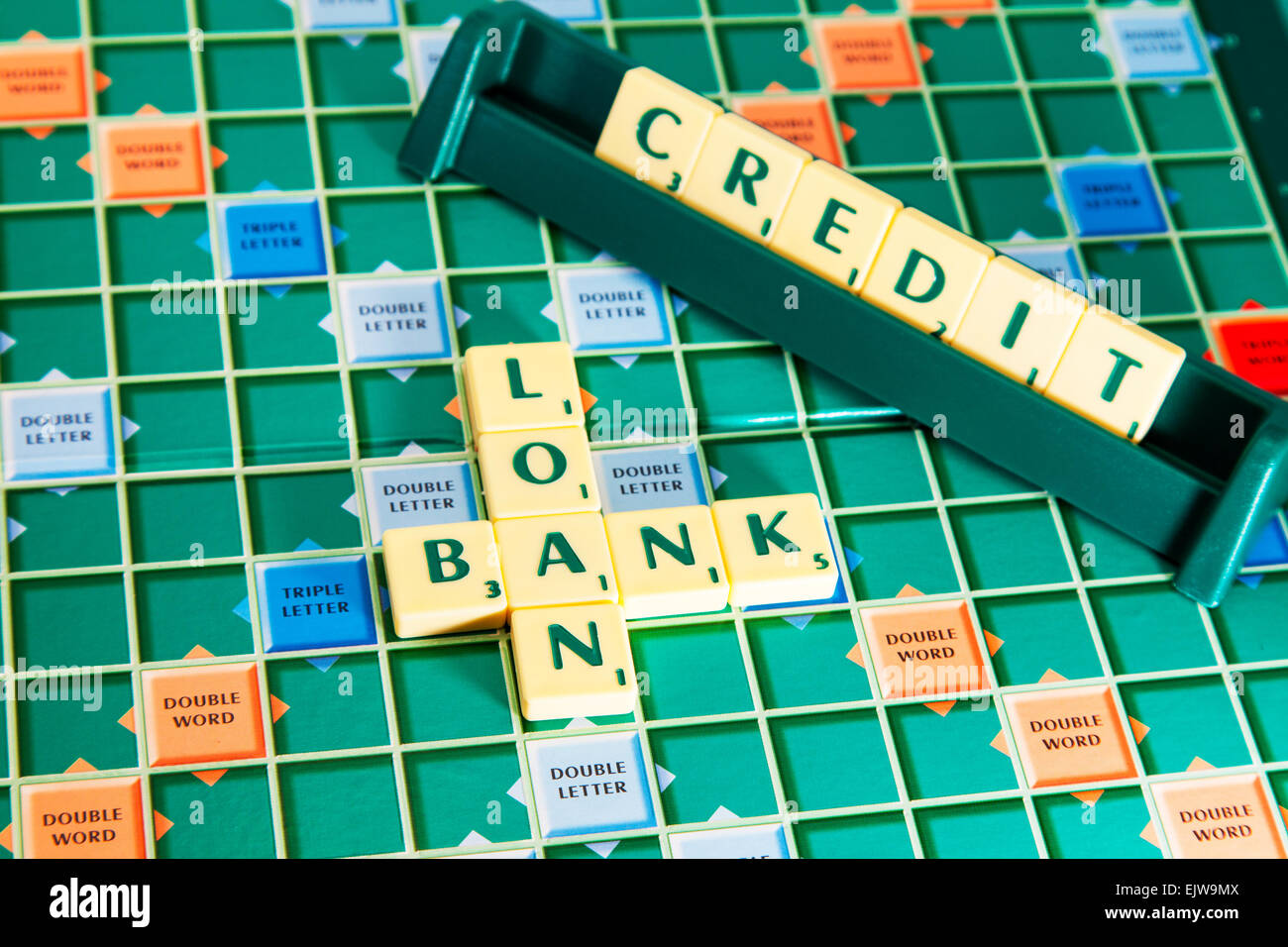Bank Darlehen Kredit leihen Kreditaufnahme Kredite Überziehung Wörter mit Fliesen zu buchstabieren scrabble Stockfoto