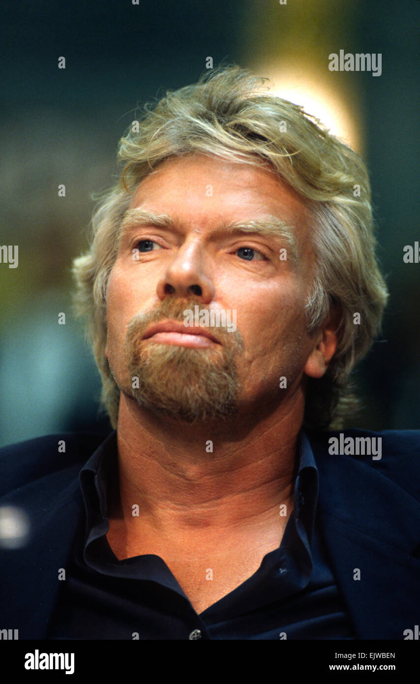 Milliardär Gründer der Virgin Group Richard Branson bezeugt im Kongress auf Transatlantik Flügen 4. Juni 1997 in Washington, DC. Stockfoto