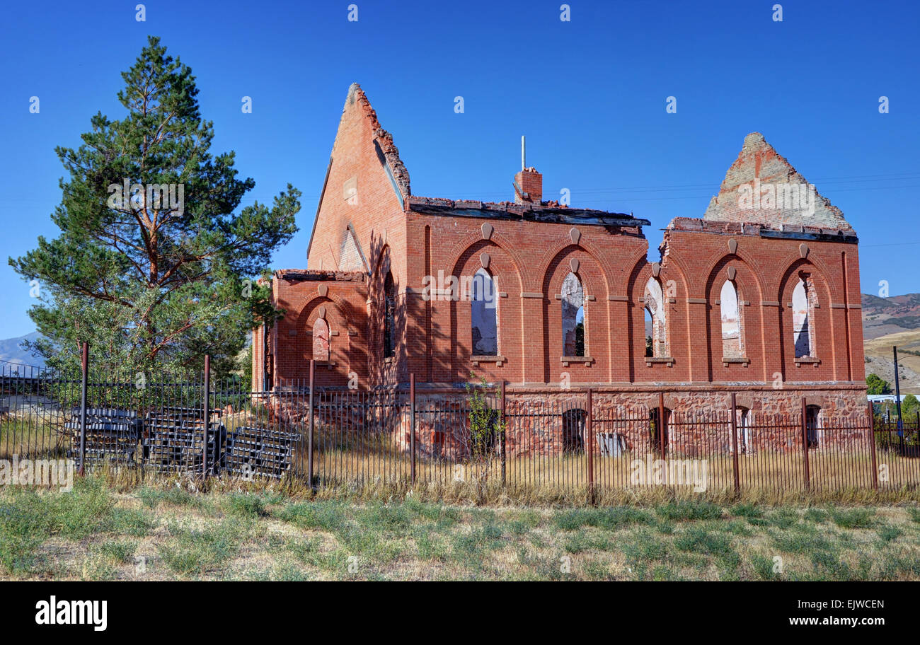 Historischen Porterville, Utah-Mormonen im Jahr 2000 durch einen Brand zerstört. Es wurde ursprünglich im Jahre 1898 gebaut. Stockfoto