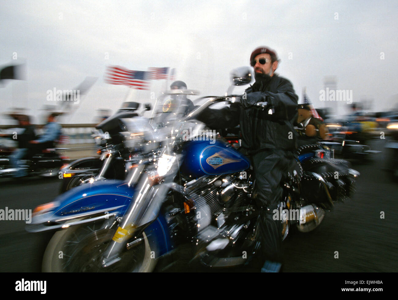 Prozession der Motorradfahrer zu Ehren des Vietnam-Veteranen während der Operation Rolling Thunder 25. Mai 1997 in Washington, DC. Stockfoto