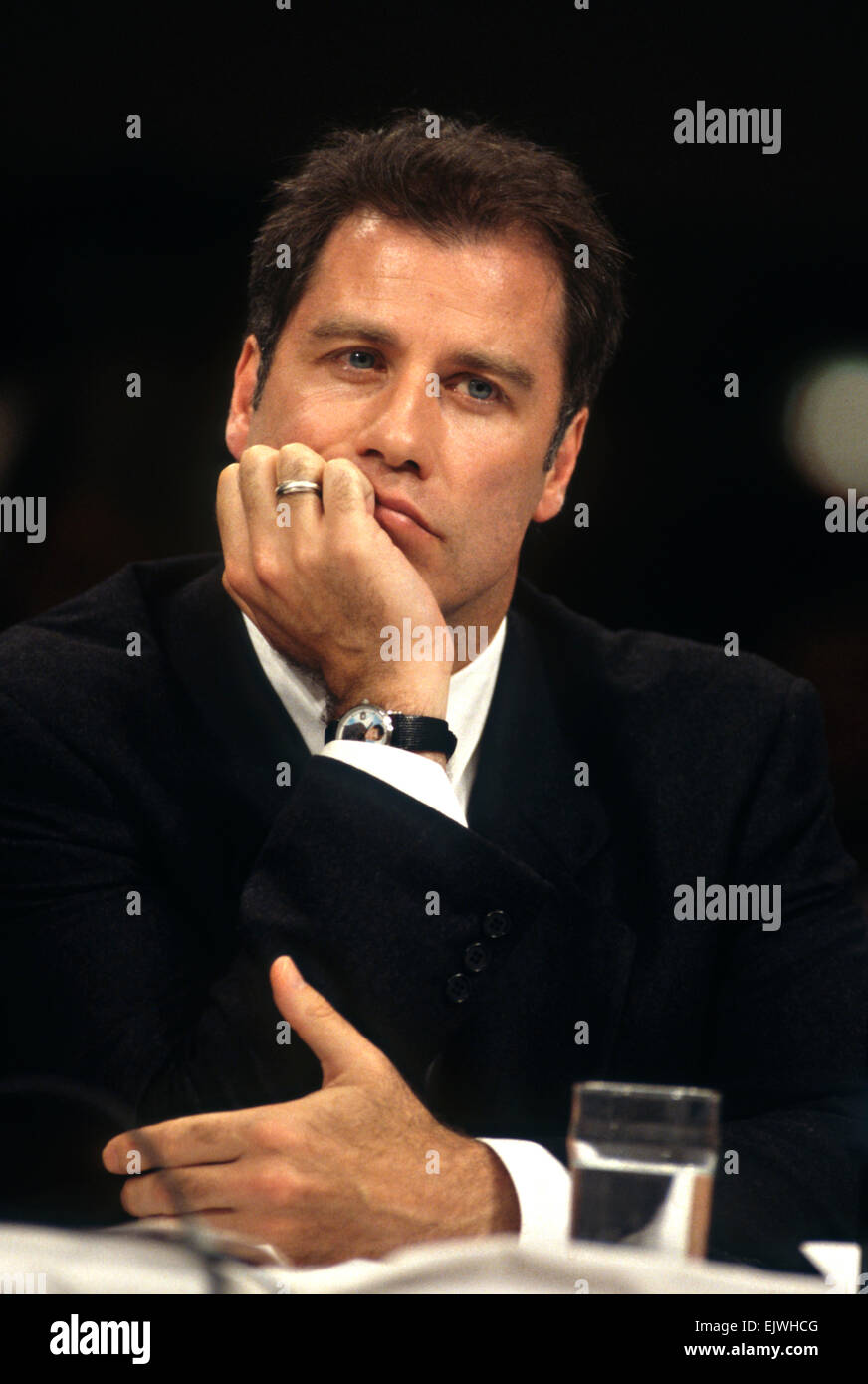 Schauspieler John Travolta spricht zur Unterstützung von Scientology bei Zeugnis im Kongress 18. September 1997 in Washington, DC. Stockfoto