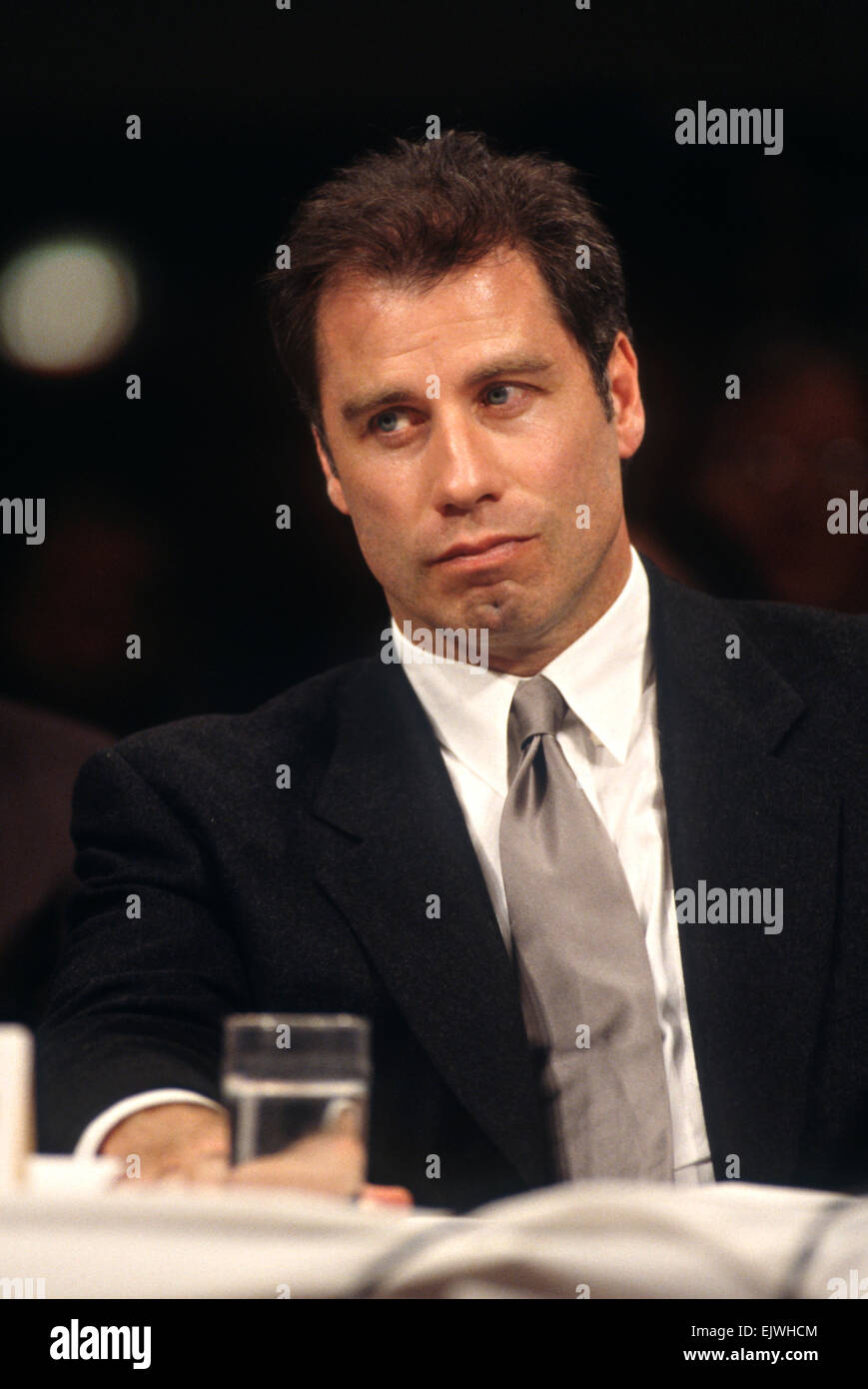 Schauspieler John Travolta spricht zur Unterstützung von Scientology bei Zeugnis im Kongress 18. September 1997 in Washington, DC. Stockfoto