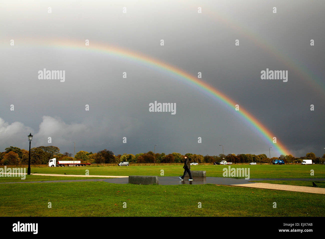 Regenbogen über Blackheath Common, Blackheath, London, UK Stockfoto