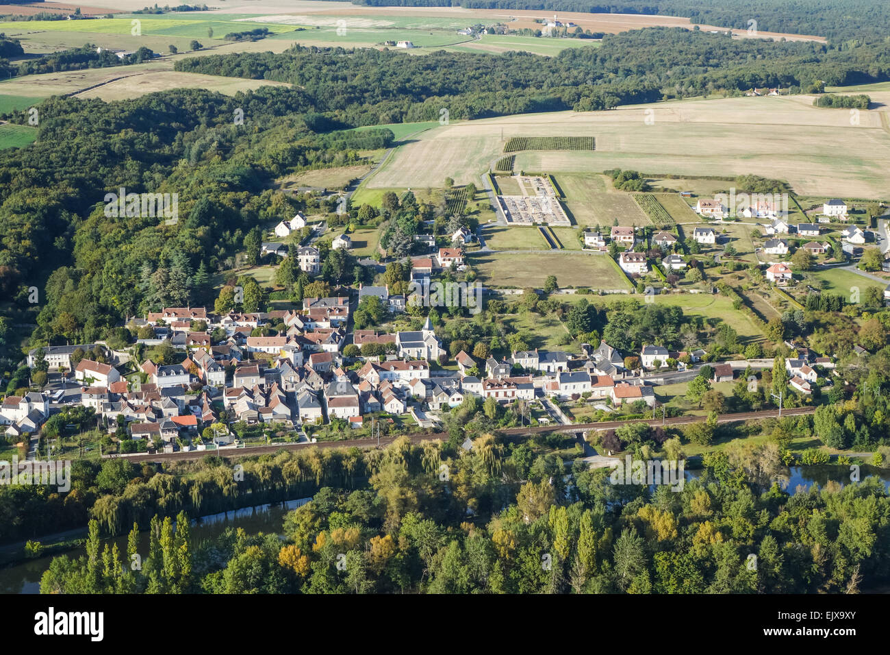 Chisseaux Dorf im Tal Loire, Frankreich aus der Luft Stockfoto