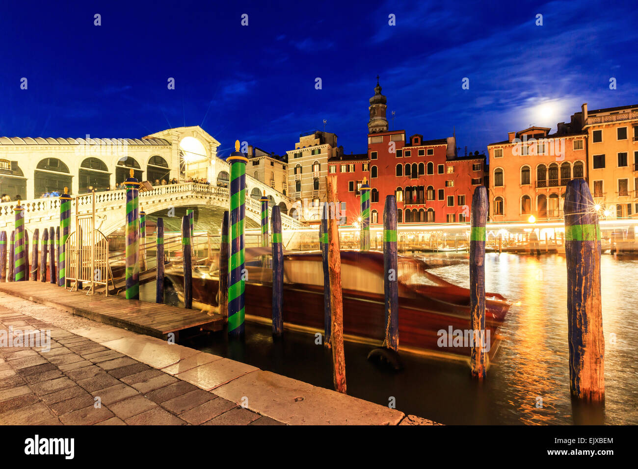 Rialto-Brücke und Canal Grande, Venedig Italien Stockfoto