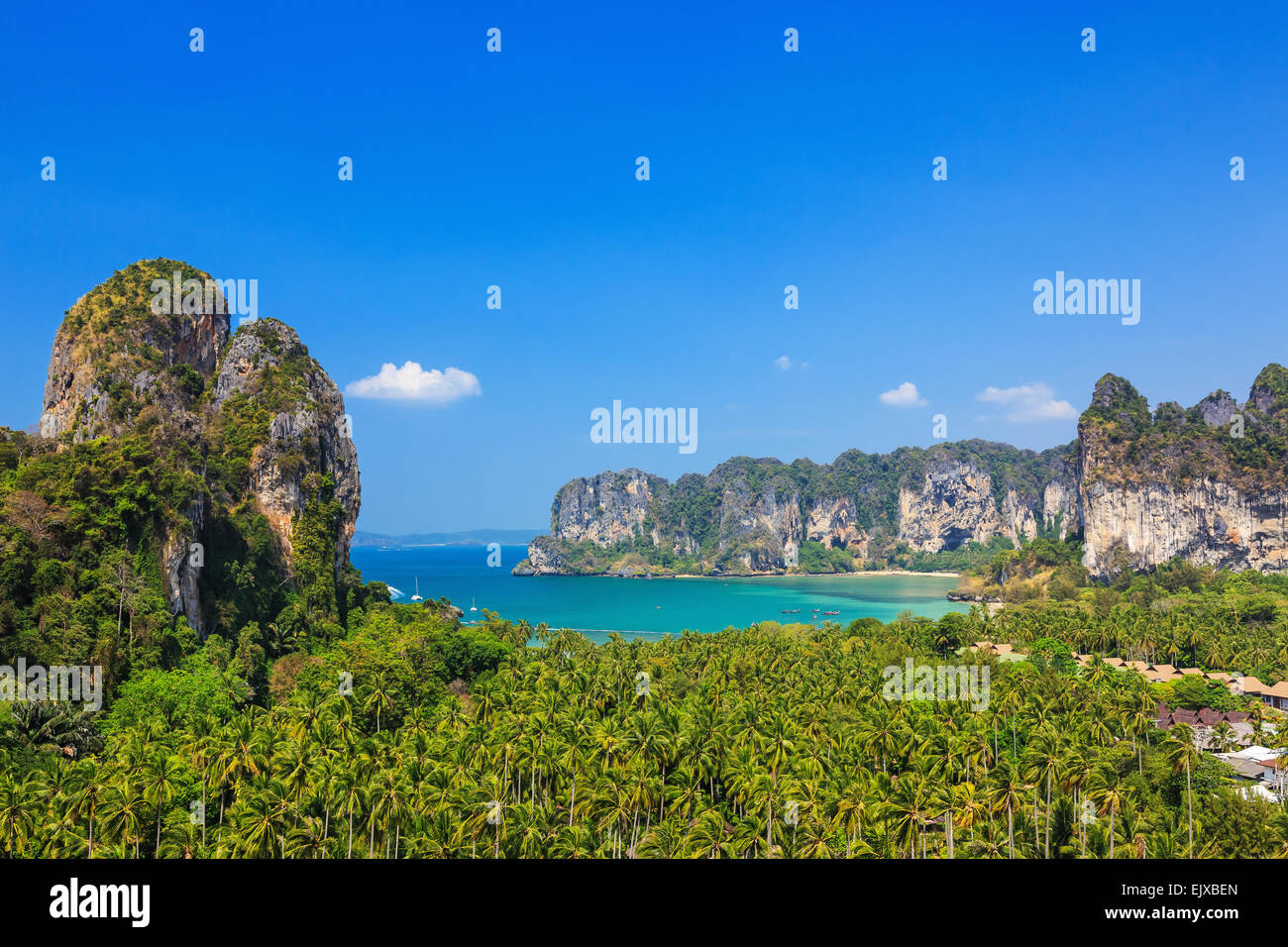 Blick von der Klippe am Railay Beach, Ao Nang. Provinz Krabi, Thailand. Stockfoto