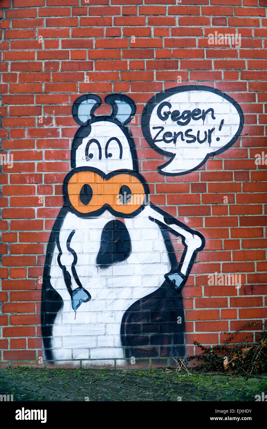 Deutschland, Minden, Graffiti auf Ziegelmauer Stockfoto