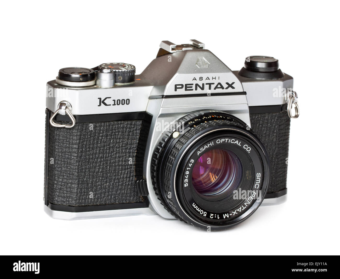 Vintage Ende 1970 Asahi Pentax K1000 35mm SLR-Kamera mit Pentax-M 50mm f/2 SMC Objektiv film. Stockfoto