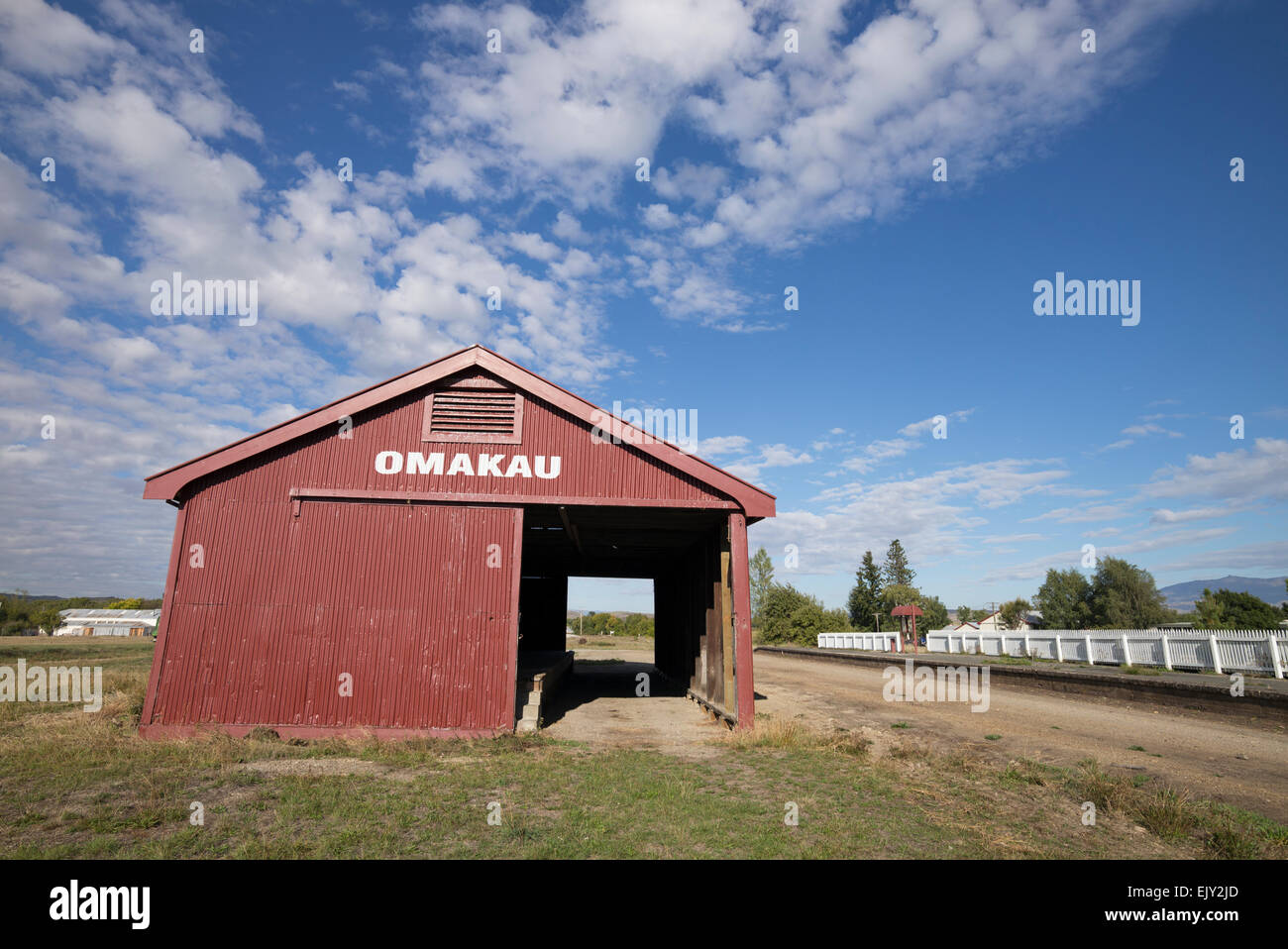 Schafstall am Bahnhof Omakau, Otago Region, Südinsel, Neuseeland. Stockfoto