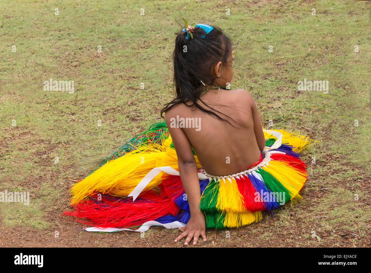 Yap Mädchen in traditioneller Kleidung, Yap-Insel, Föderierte Staaten von Mikronesien Stockfoto