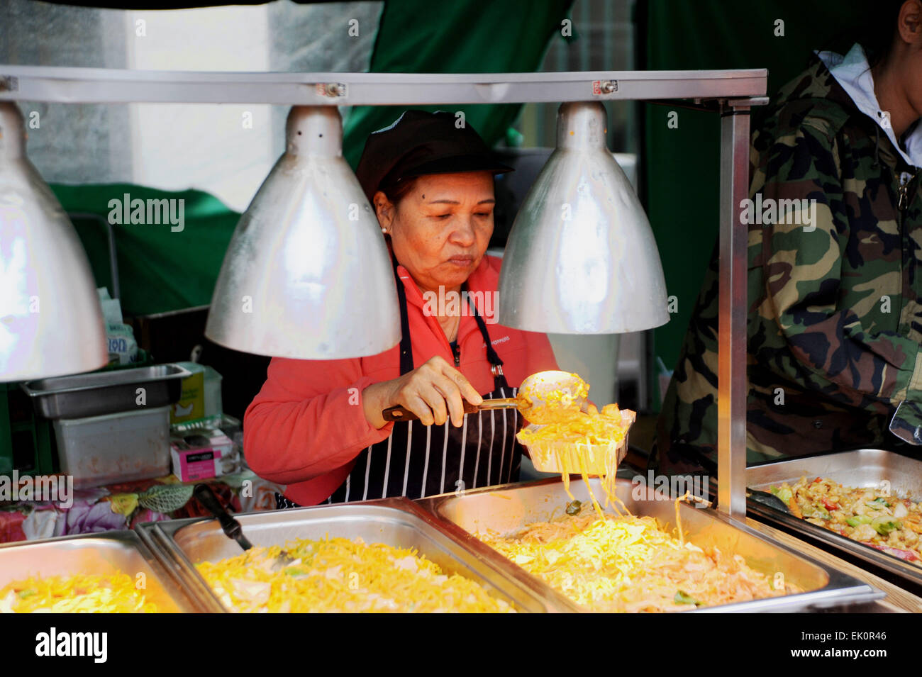 Brighton UK 4. April 2015 - Thai Street Food bei Brighton und Hove Frühjahr Essen und trinken-Festival, das auf über das Osterwochenende Kredit ist: Simon Dack/Alamy Live News Stockfoto