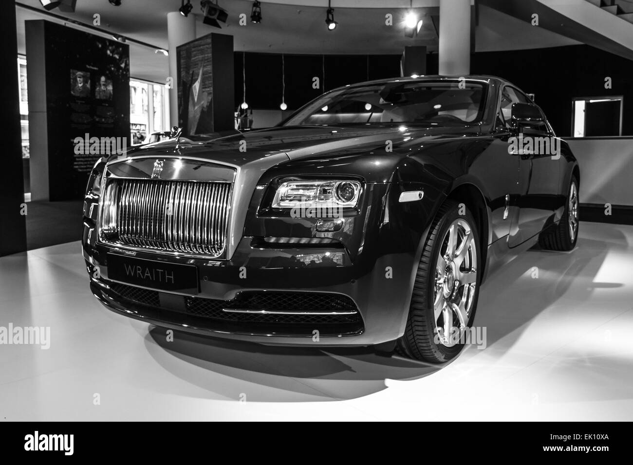 Showroom. Full-size Car Rolls-Royce Wraith (2013). Stockfoto